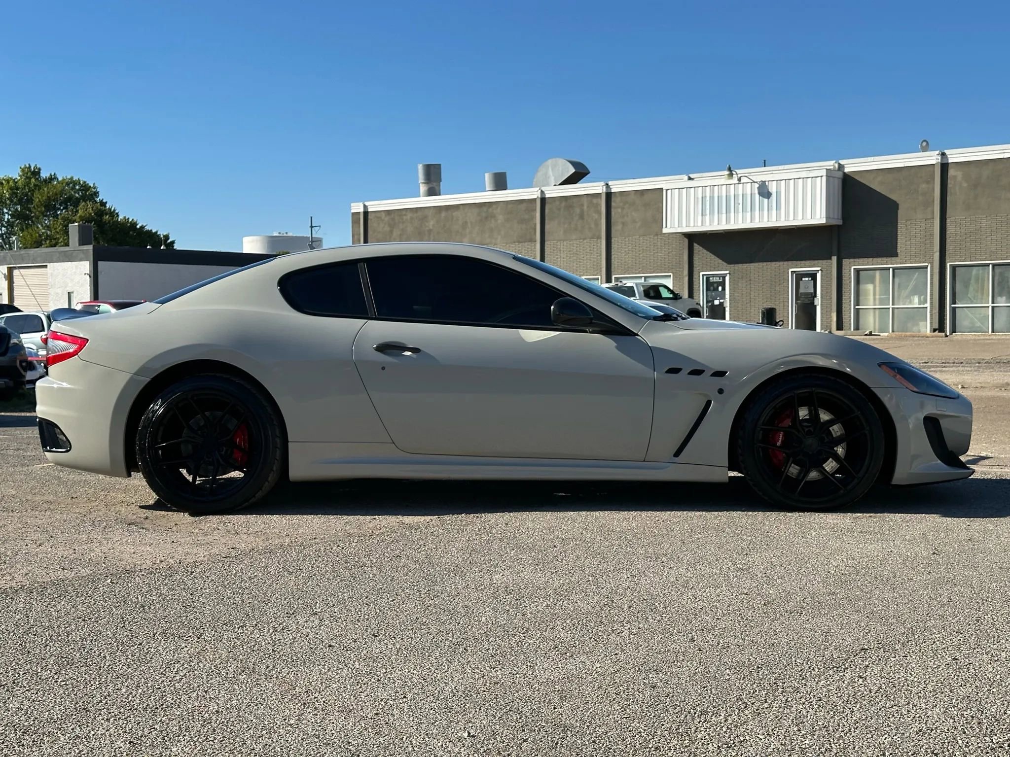 Used 2012 Maserati GranTurismo MC image 11