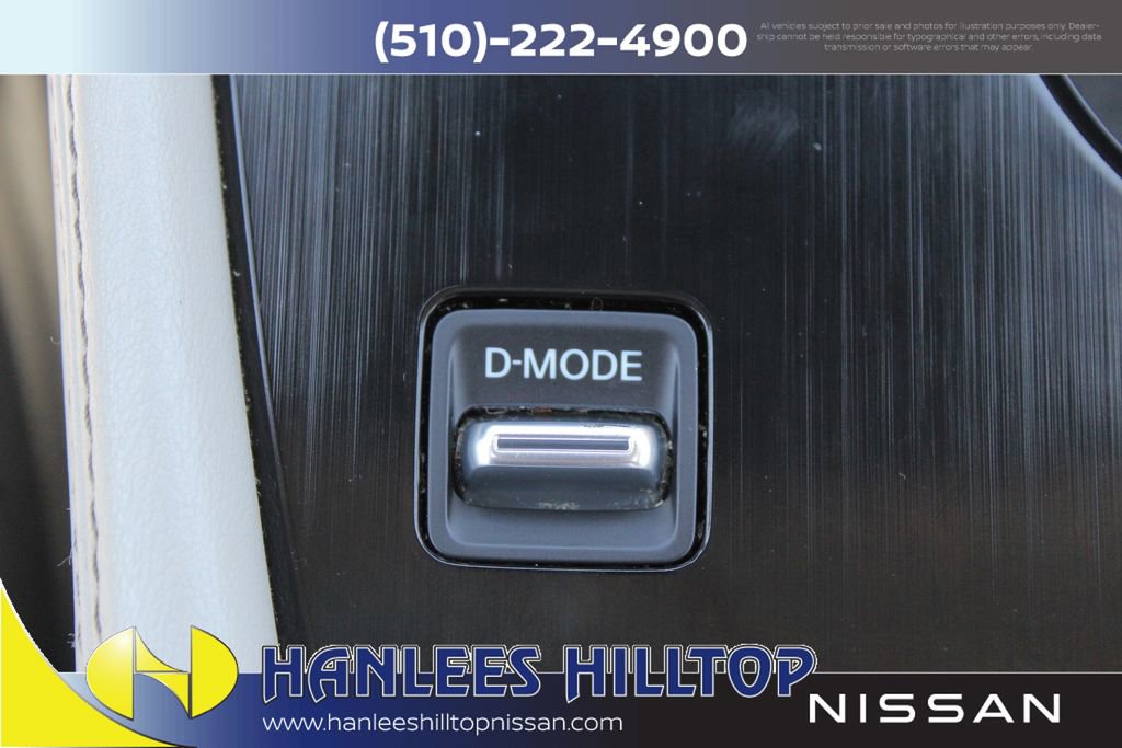 Used 2023 Nissan Rogue SL w/ SL Premium Package image 17