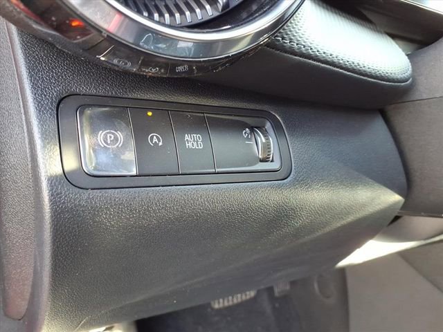 New 2026 Chevrolet Equinox LT w/ Convenience Package II image 17