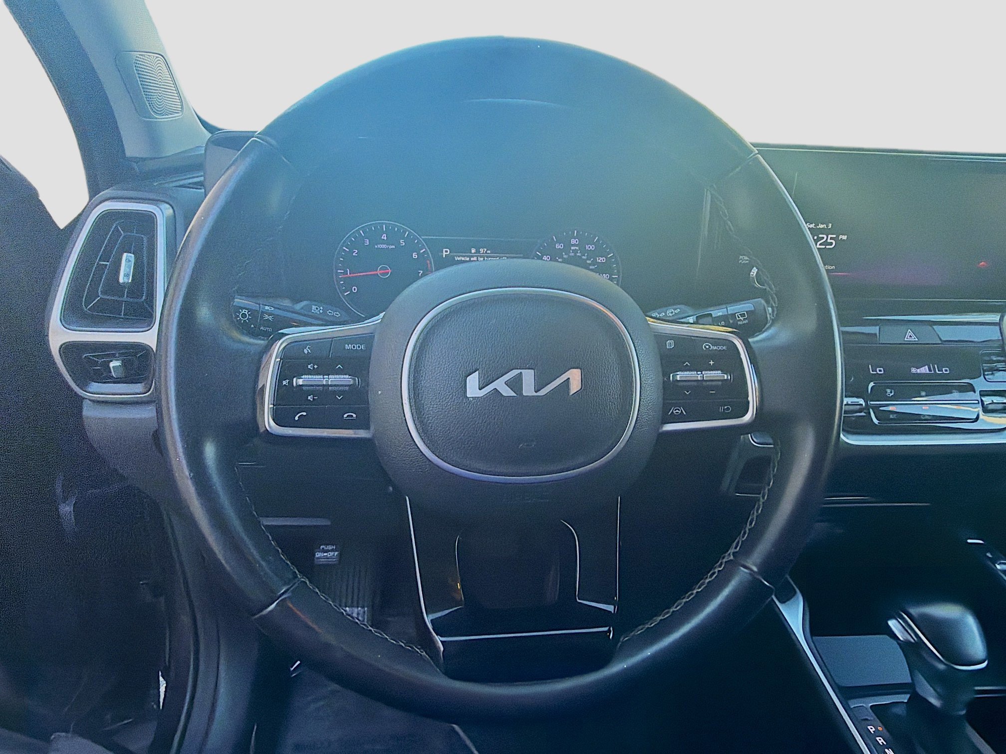 Used 2022 Kia Sorento S image 10