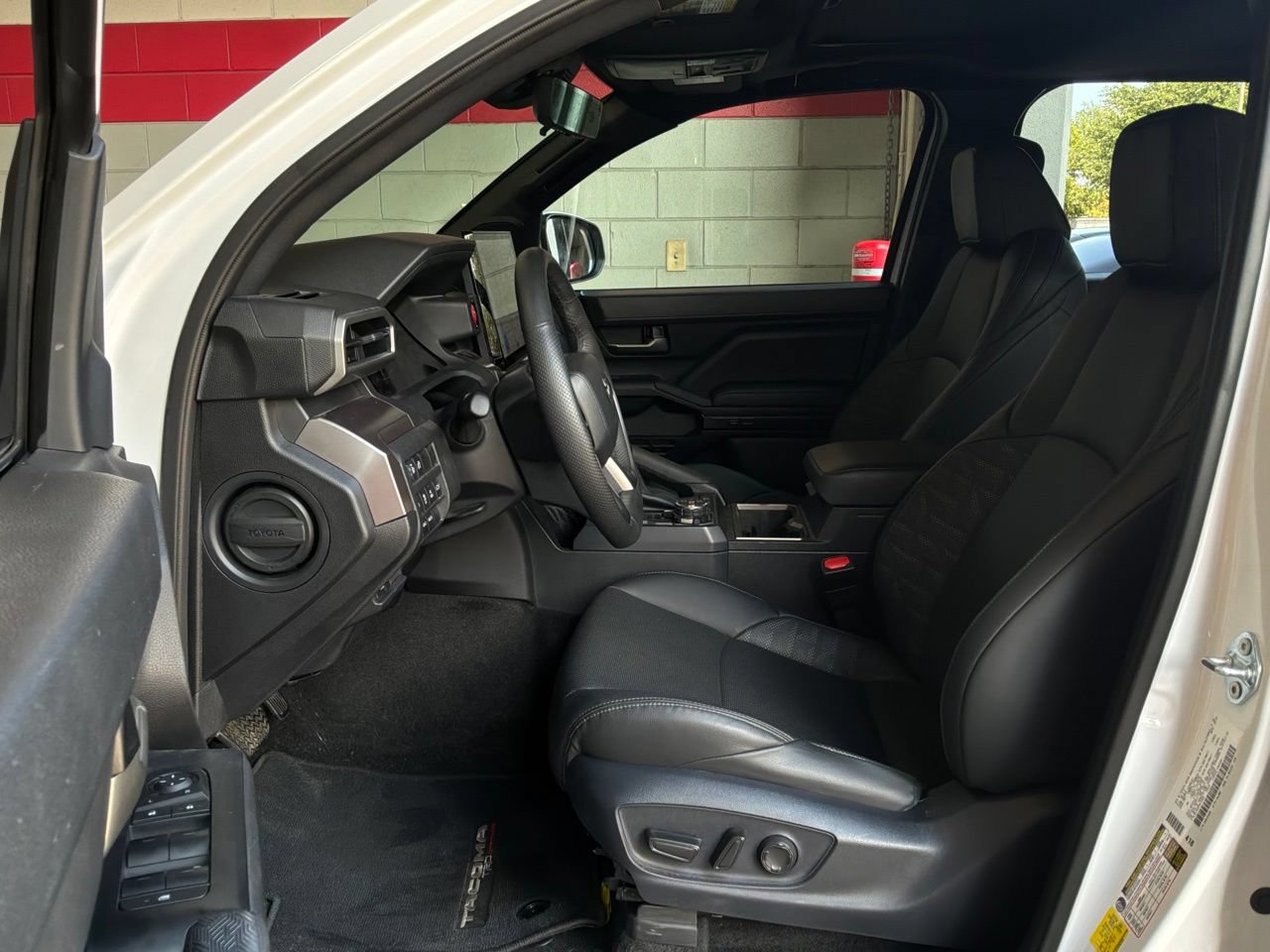 Used 2024 Toyota Tacoma TRD Off-Road w/ TRD Off Road Premium Package AWD/4WD image 14
