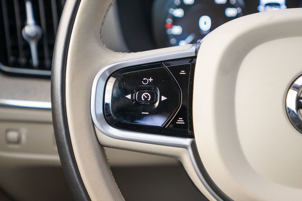 Used 2021 Volvo XC60 T5 Inscription w/ Advanced Package image 26