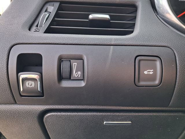 Used 2015 Chevrolet Impala LT image 30