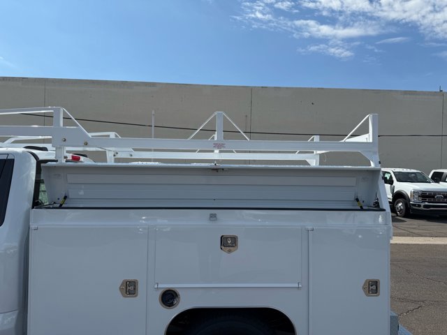 New 2026 Ford F250 XL w/ XL Chrome Package RWD image 15