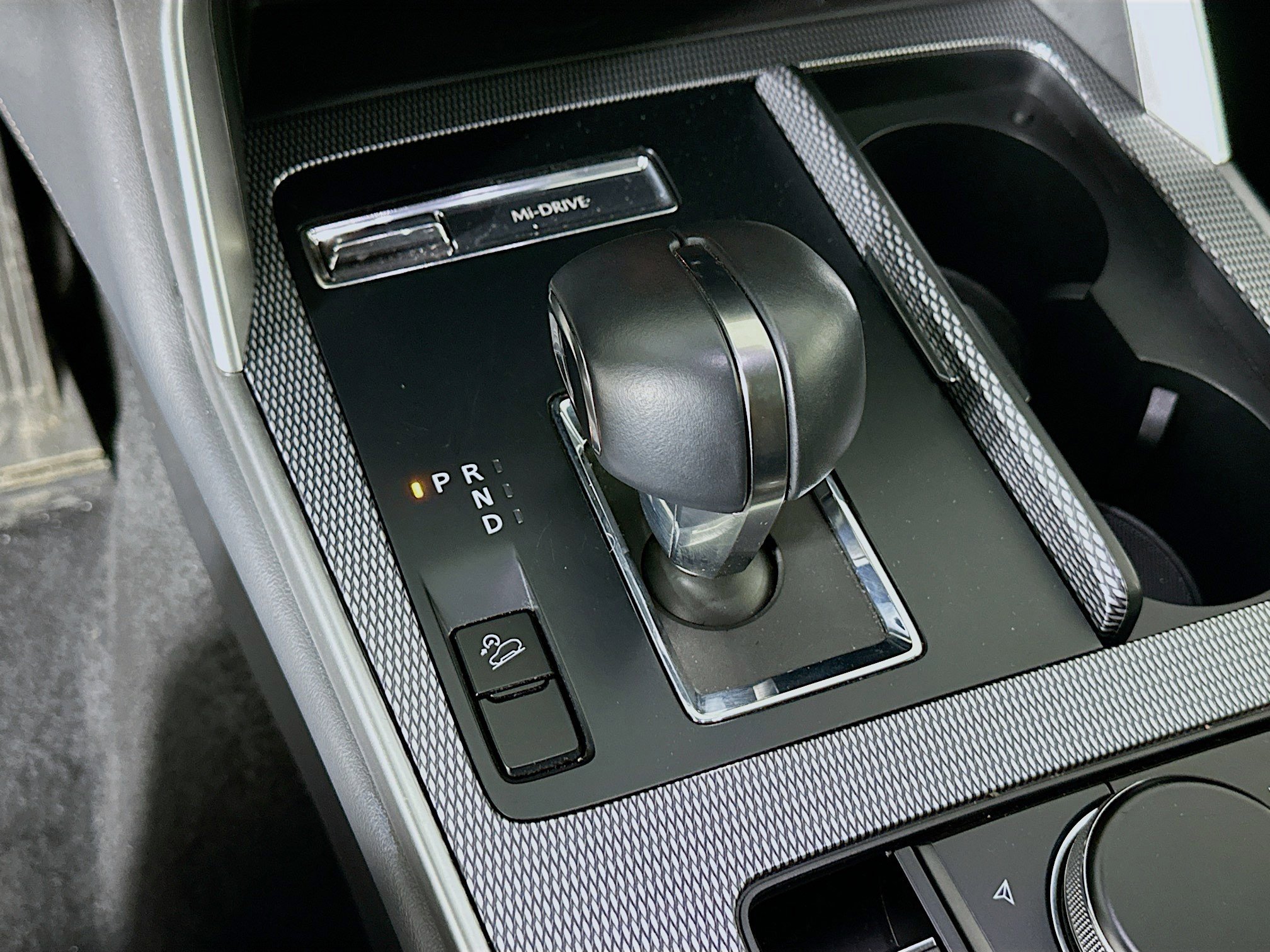 Used 2025 MAZDA CX-90 3.3 Turbo w/ Premium Sport Pkg image 24