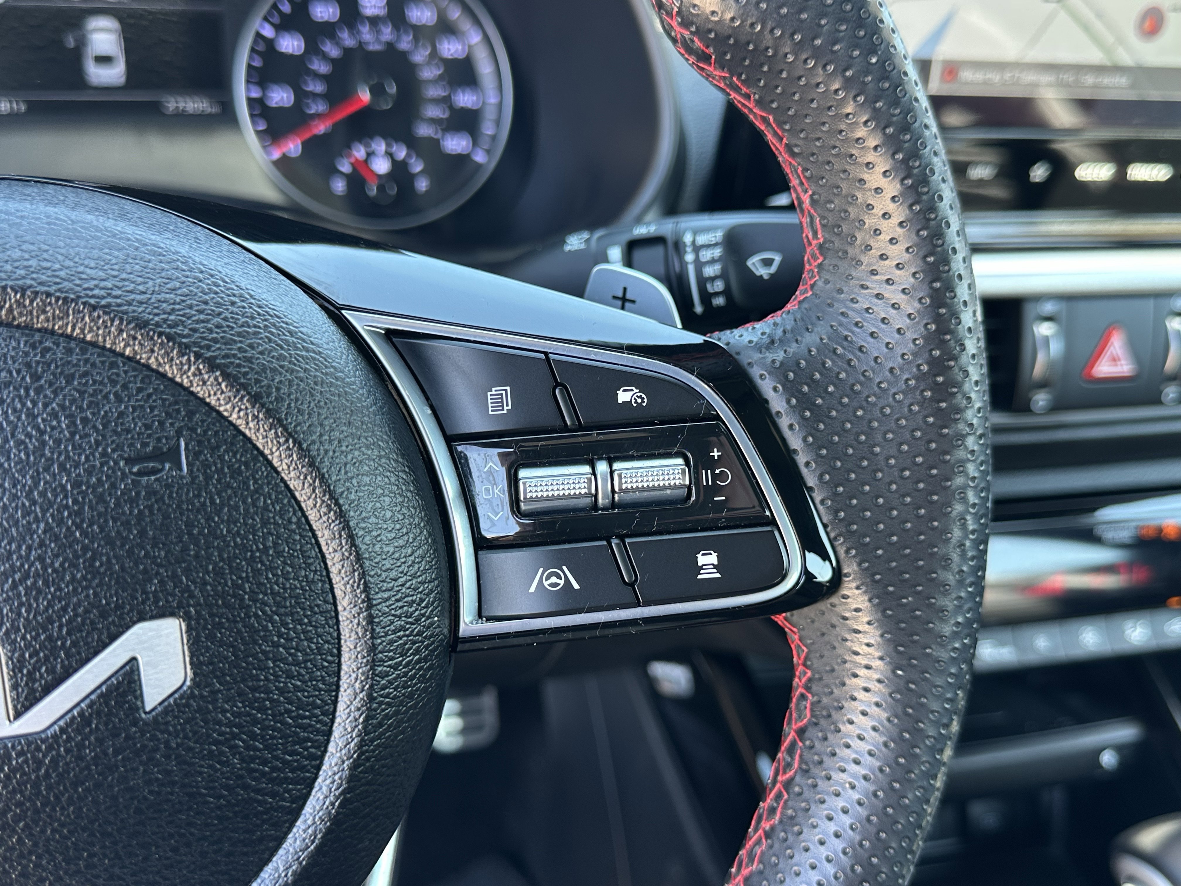 Certified 2023 Kia Forte GT w/ GT2 Package image 35