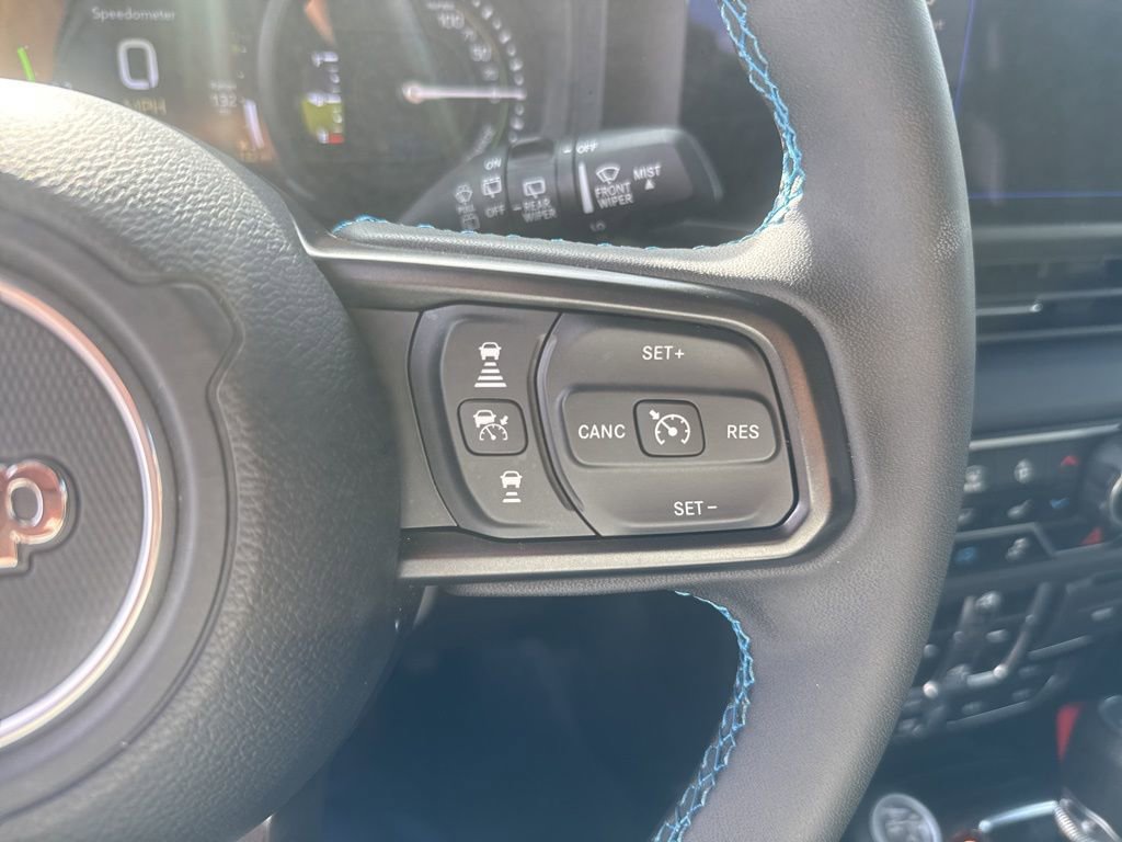 Certified 2025 Jeep Wrangler Unlimited Rubicon 4xe w/ Safety Group image 22