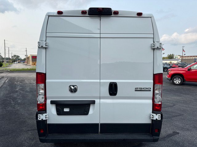 Used 2025 RAM ProMaster 2500 w/ Convenience Group FWD image 4
