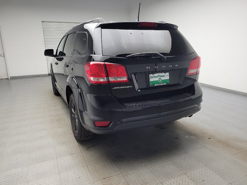 Used 2019 Dodge Journey SE w/ Blacktop Package FWD image 6