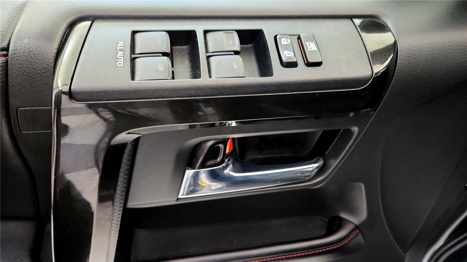 Used 2016 Toyota 4Runner Trail w/ Four Season Floor Mat Package image 22