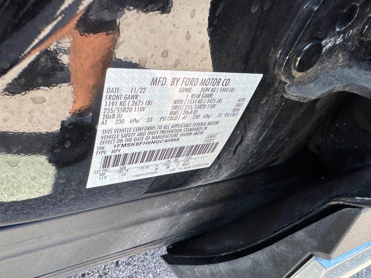 Used 2022 Ford Explorer Limited w/ Equipment Group 301A image 26