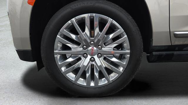 Used 2023 GMC Yukon XL Denali w/ LPO, Floor Liner Package RWD image 38