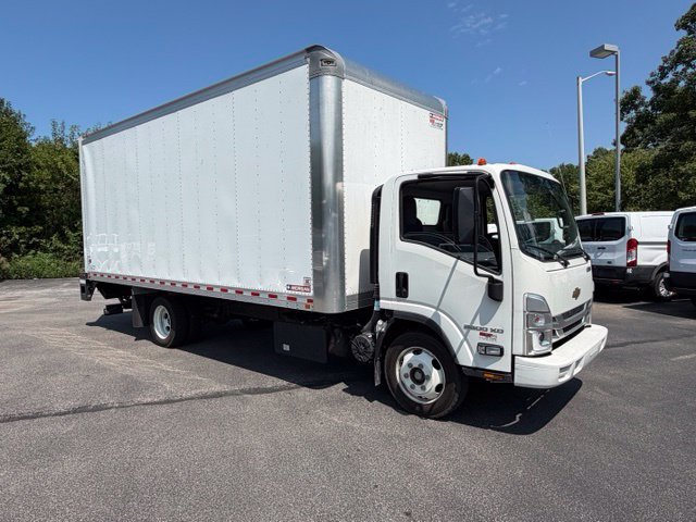 Used 2023 Chevrolet Low Cab Forward 5500XD RWD image 7