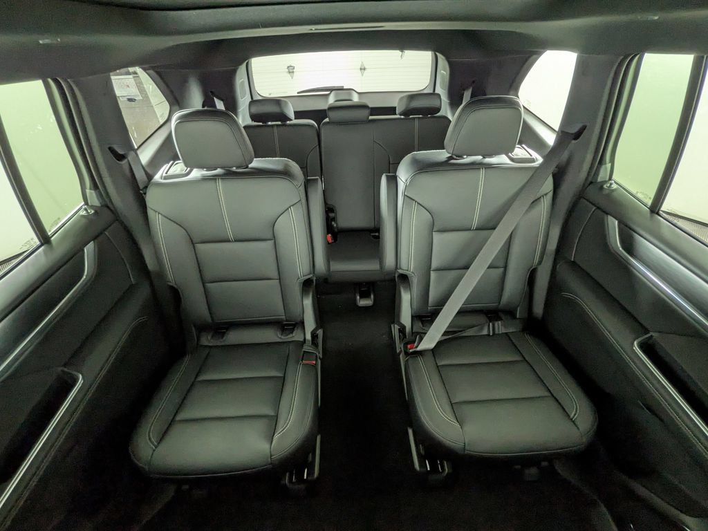 Used 2026 GMC Acadia Elevation w/ Black Edition AWD/4WD image 29