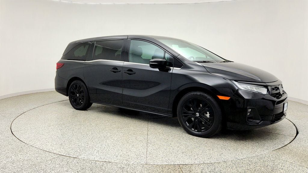 Used 2025 Honda Odyssey Sport-L image 3