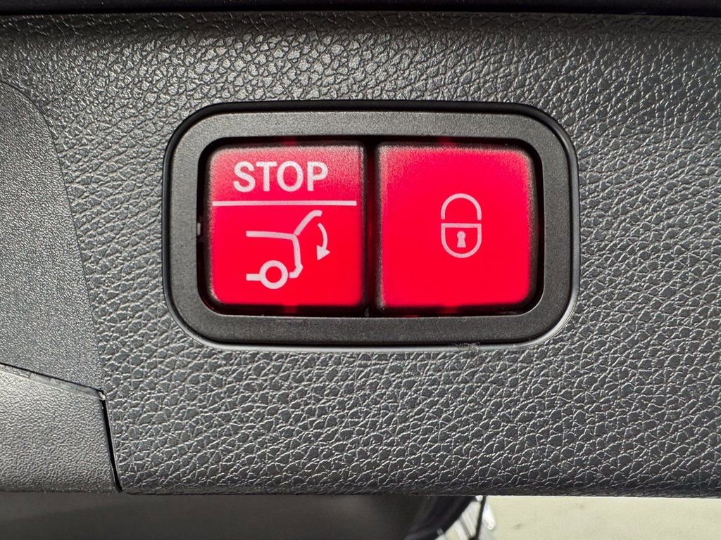 Used 2021 Mercedes-Benz E 63 AMG S image 31