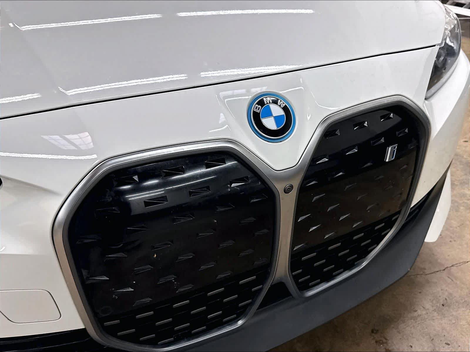 Used 2024 BMW i4 eDrive35 w/ Premium Package RWD image 32