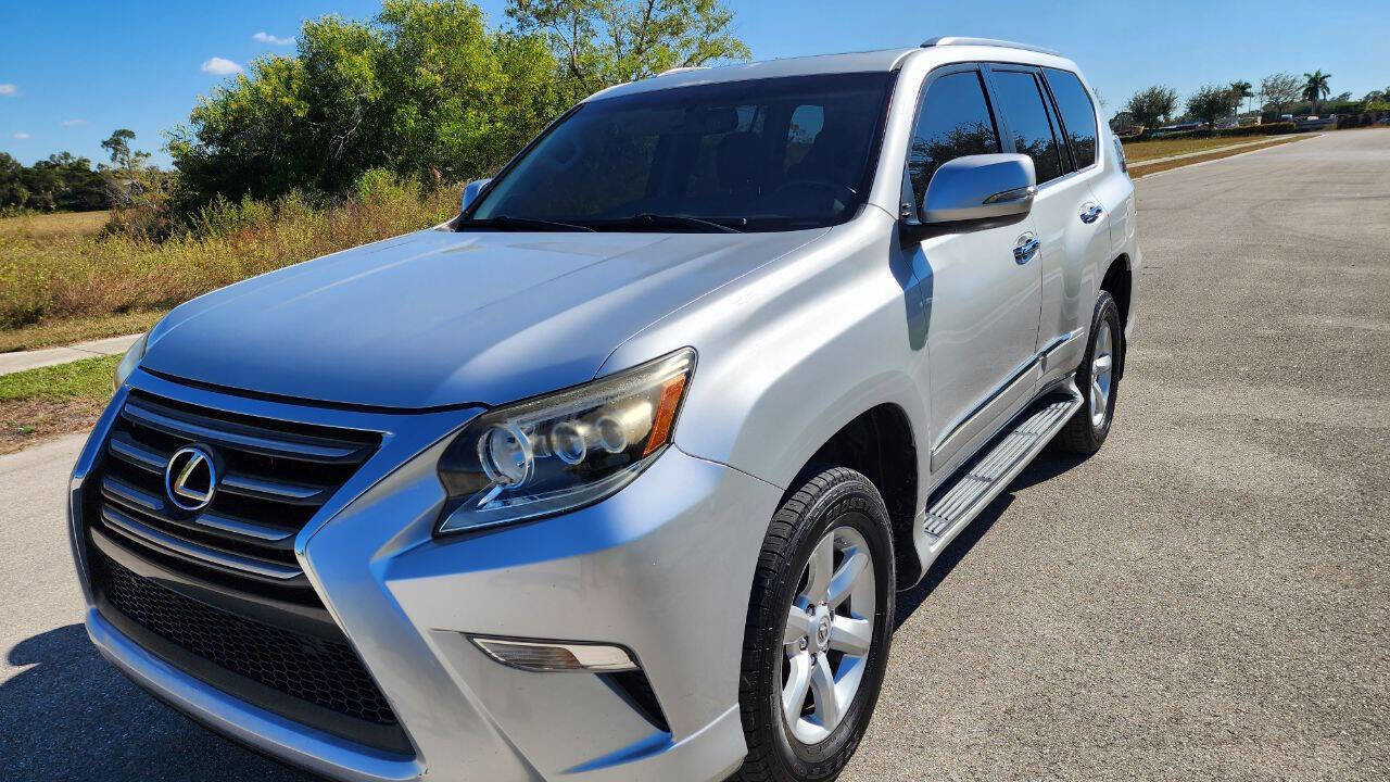 Used 2016 Lexus GX 460 image 4