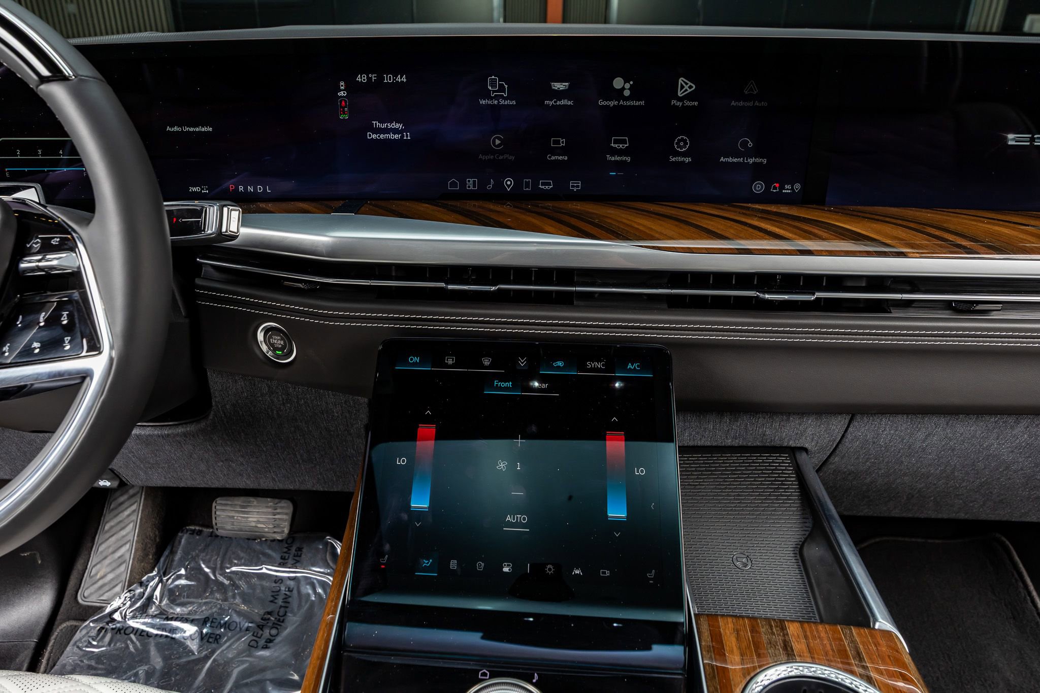 Used 2026 Cadillac Escalade Platinum Sport w/ LPO, ONYX Package image 24