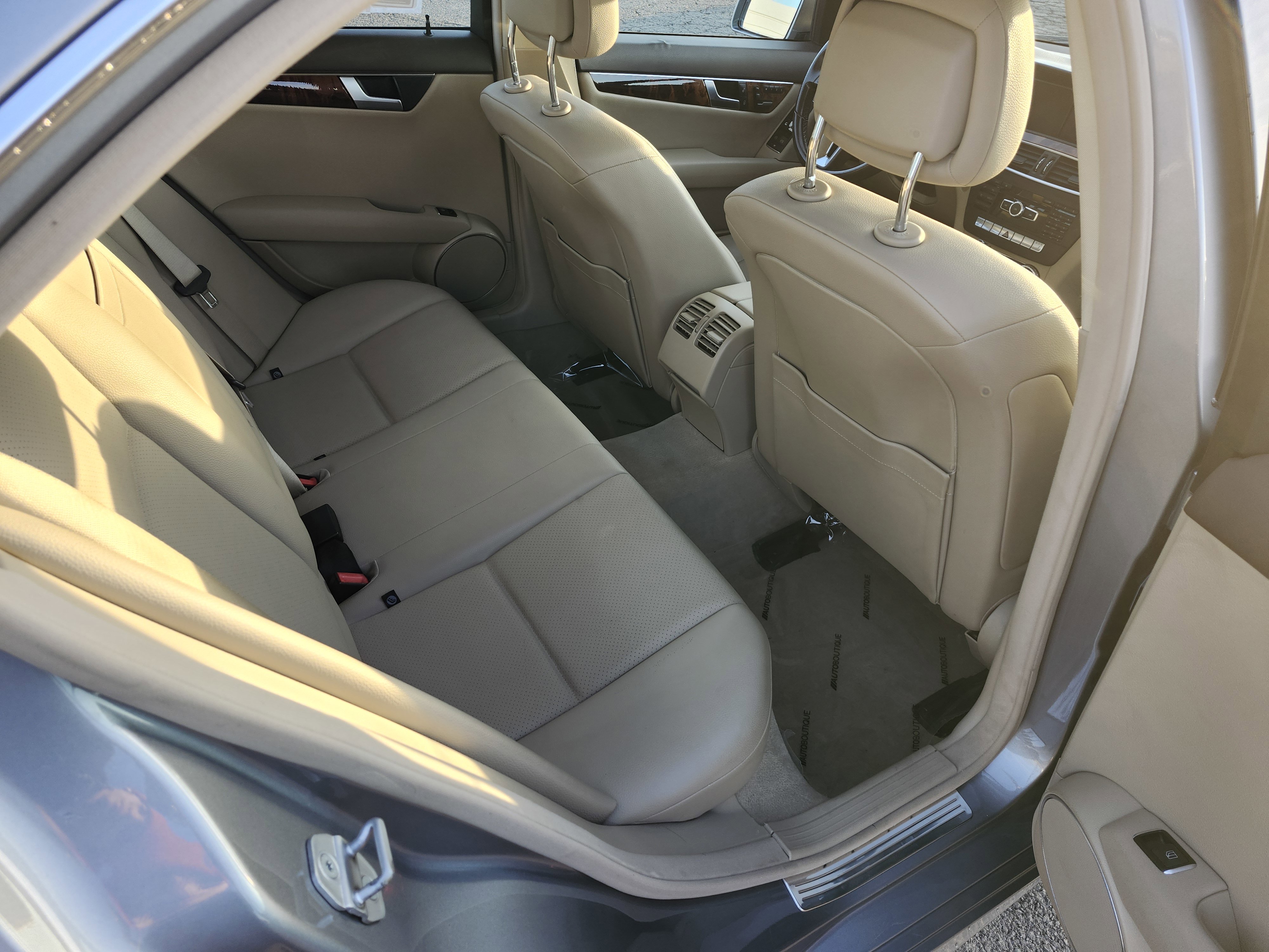 Used 2012 Mercedes-Benz C 300 4MATIC Sedan image 19