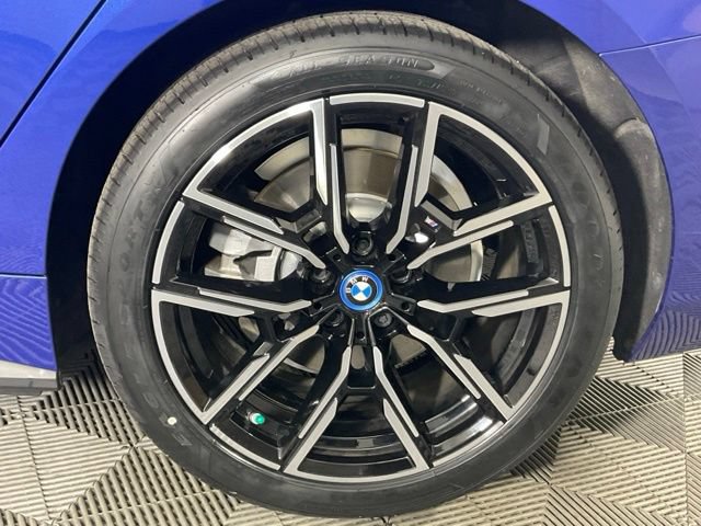 Certified 2024 BMW i4 xDrive40i w/ M Sport Package AWD/4WD image 38