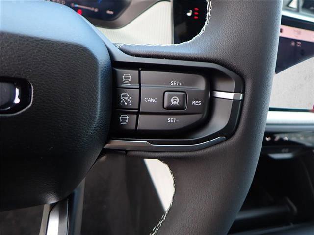 New 2026 Jeep Cherokee Laredo image 15