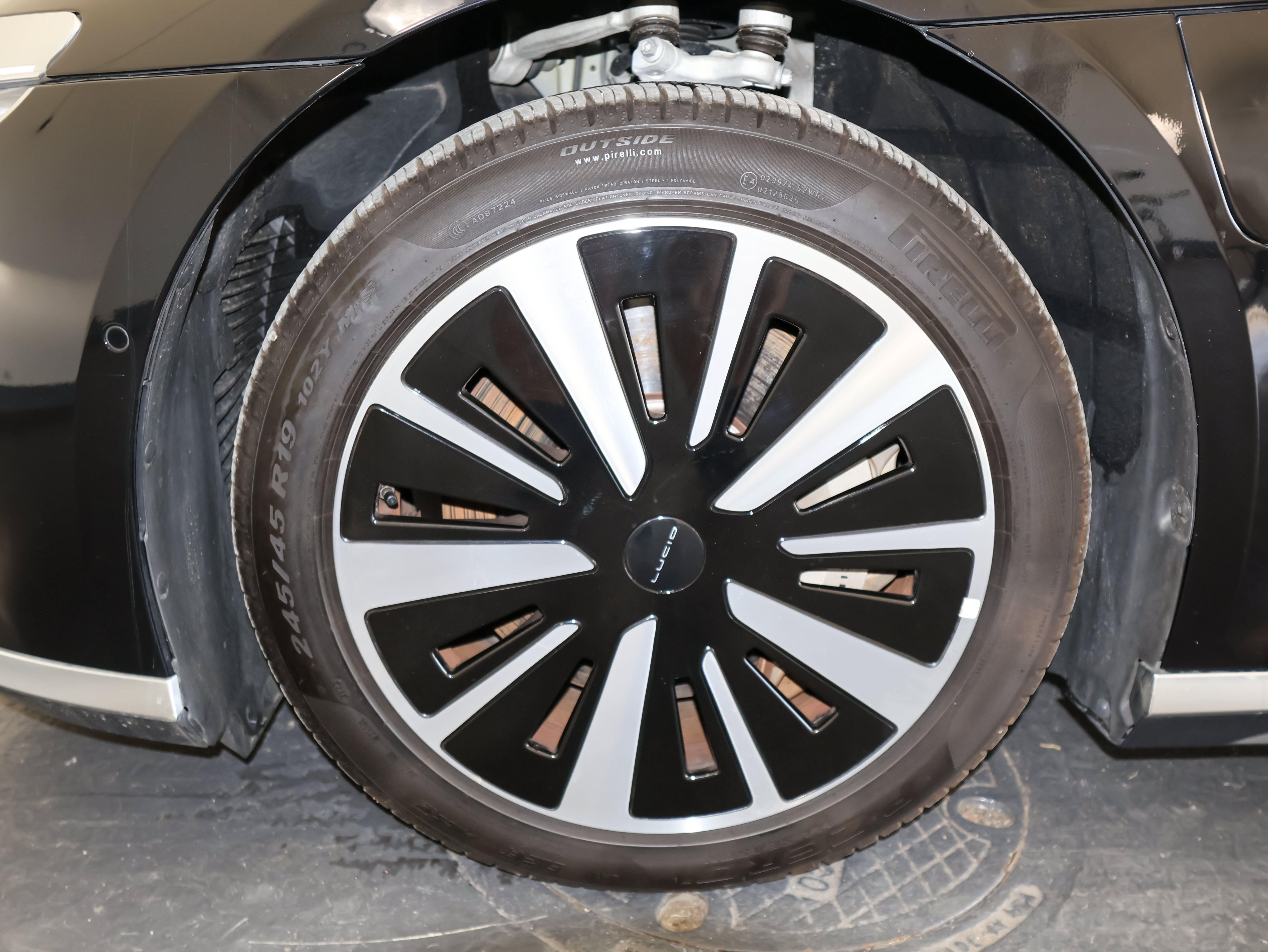 Used 2023 Lucid Air Pure AWD/4WD image 42