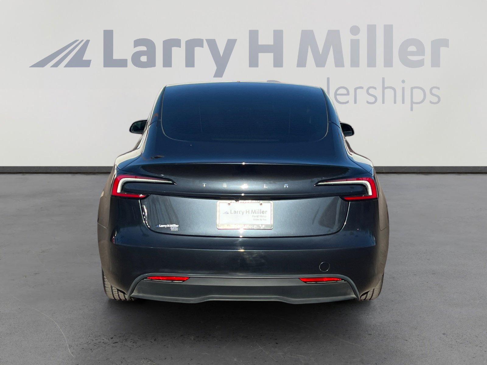 Used 2025 Tesla Model 3 Long Range image 4