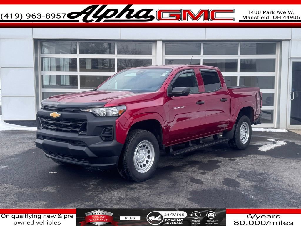 Used 2025 Chevrolet Colorado W/T w/ Advanced Trailering Package image 1