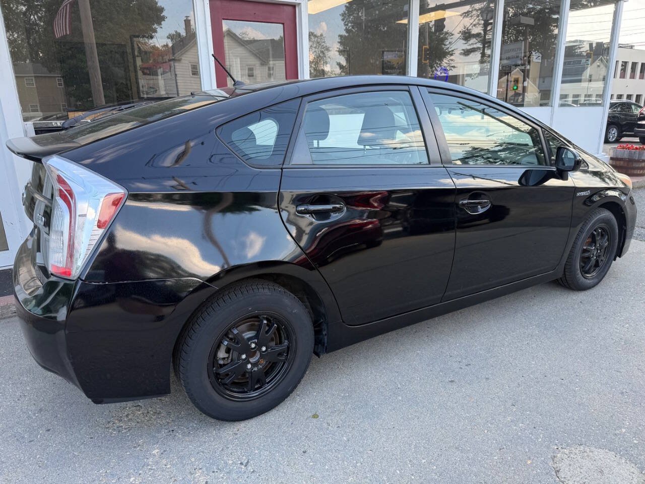 Used 2013 Toyota Prius Two FWD image 28