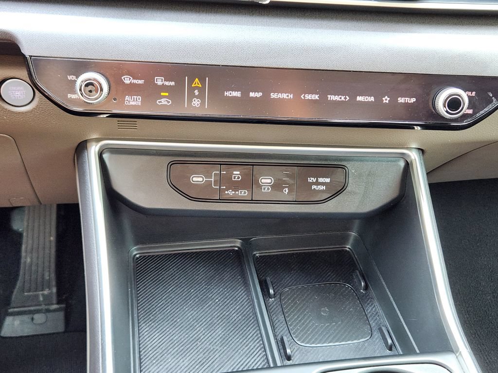 Certified 2025 Kia Carnival EX FWD image 22