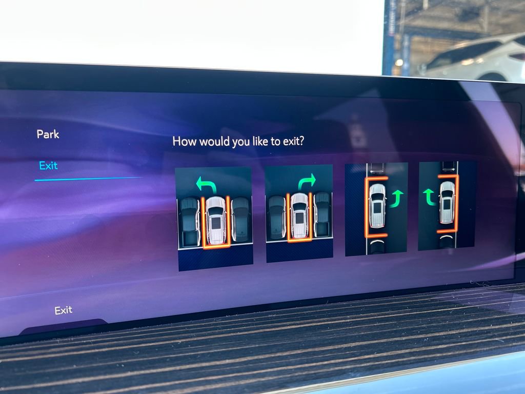 New 2026 Cadillac Escalade ESV Luxury image 39