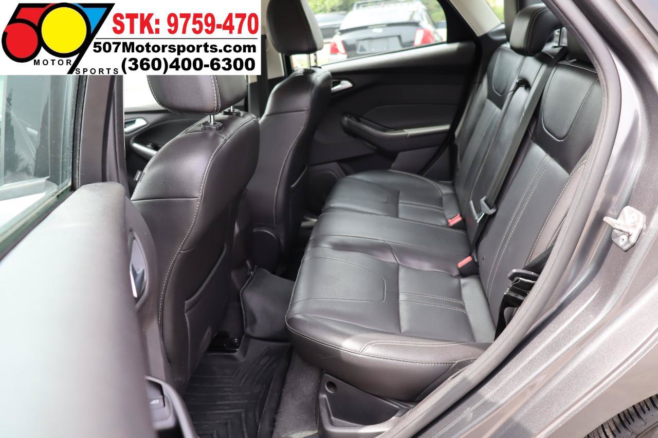 Used 2014 Ford Focus SE w/ Equipment Group 201A FWD image 11