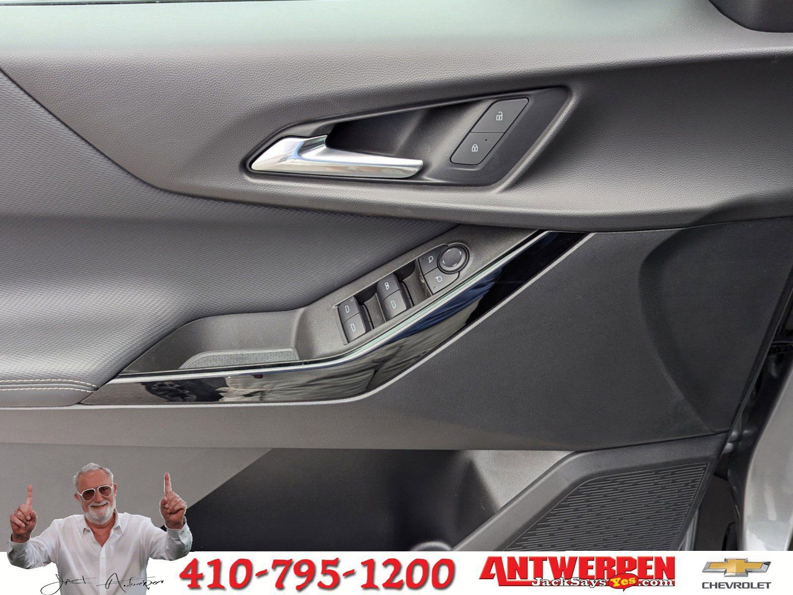 Certified 2025 Chevrolet Equinox LT w/ Safety and Technology Package image 15