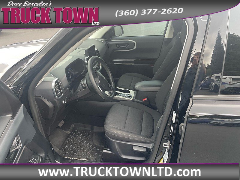 Used 2022 Ford Bronco Sport AWD/4WD image 9