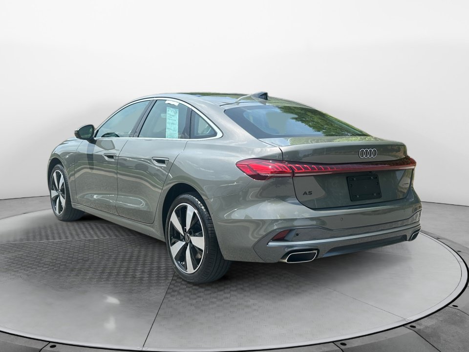 Used 2025 Audi A5 2.0T Premium Plus AWD/4WD image 5