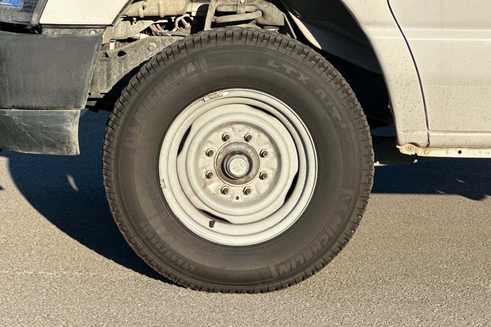 Used 2019 Ford E-350 and Econoline 350 Super Duty w/ Power Windows & Locks Group image 26