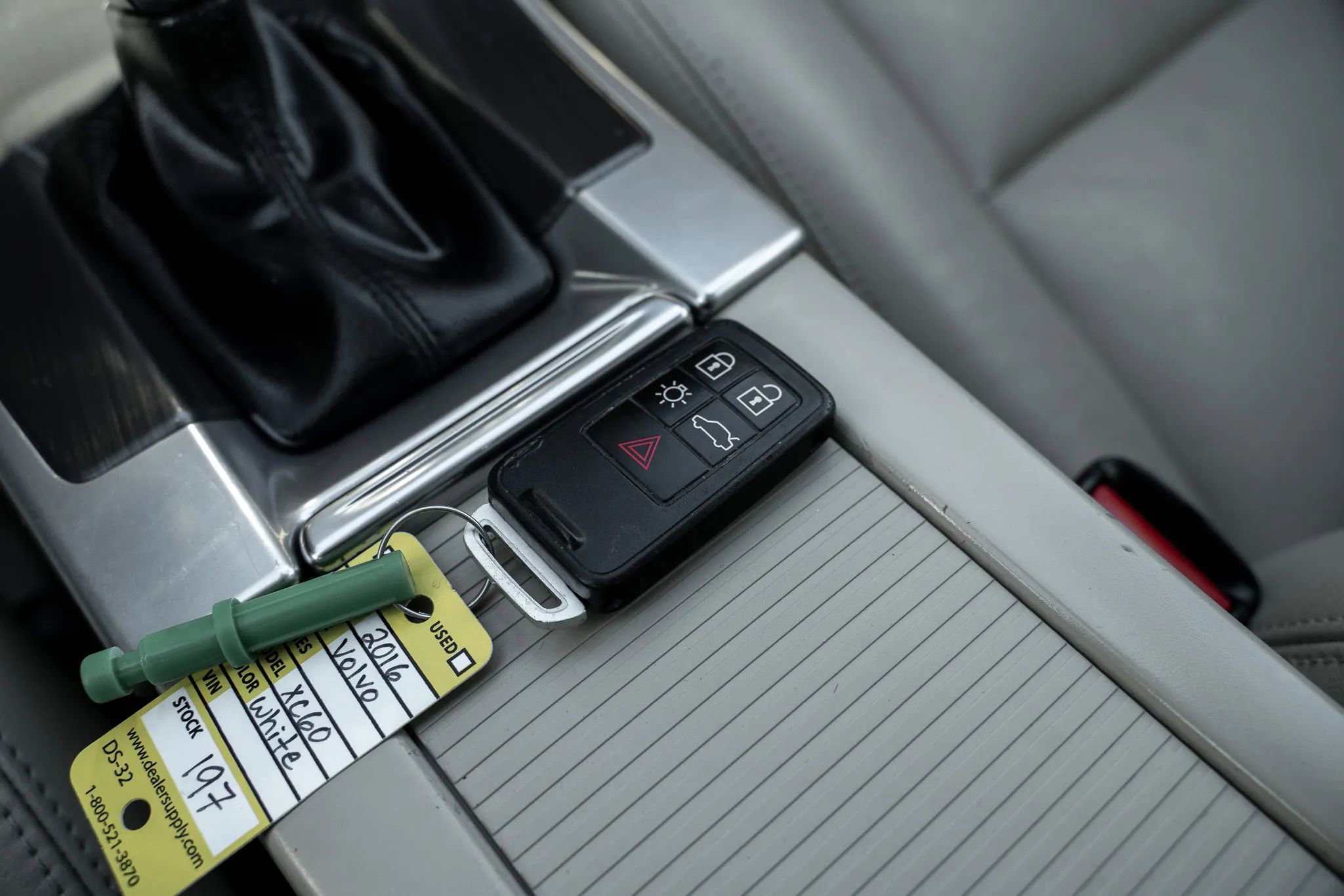 Used 2016 Volvo XC60 T5 Premier image 27