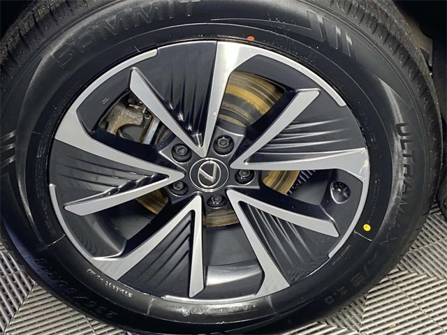 Used 2023 Lexus RZ 450e Premium w/ Technology Package image 31