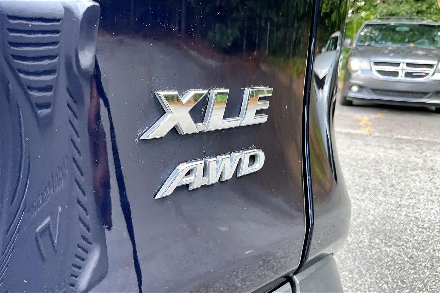 Certified 2025 Toyota RAV4 XLE AWD/4WD image 10