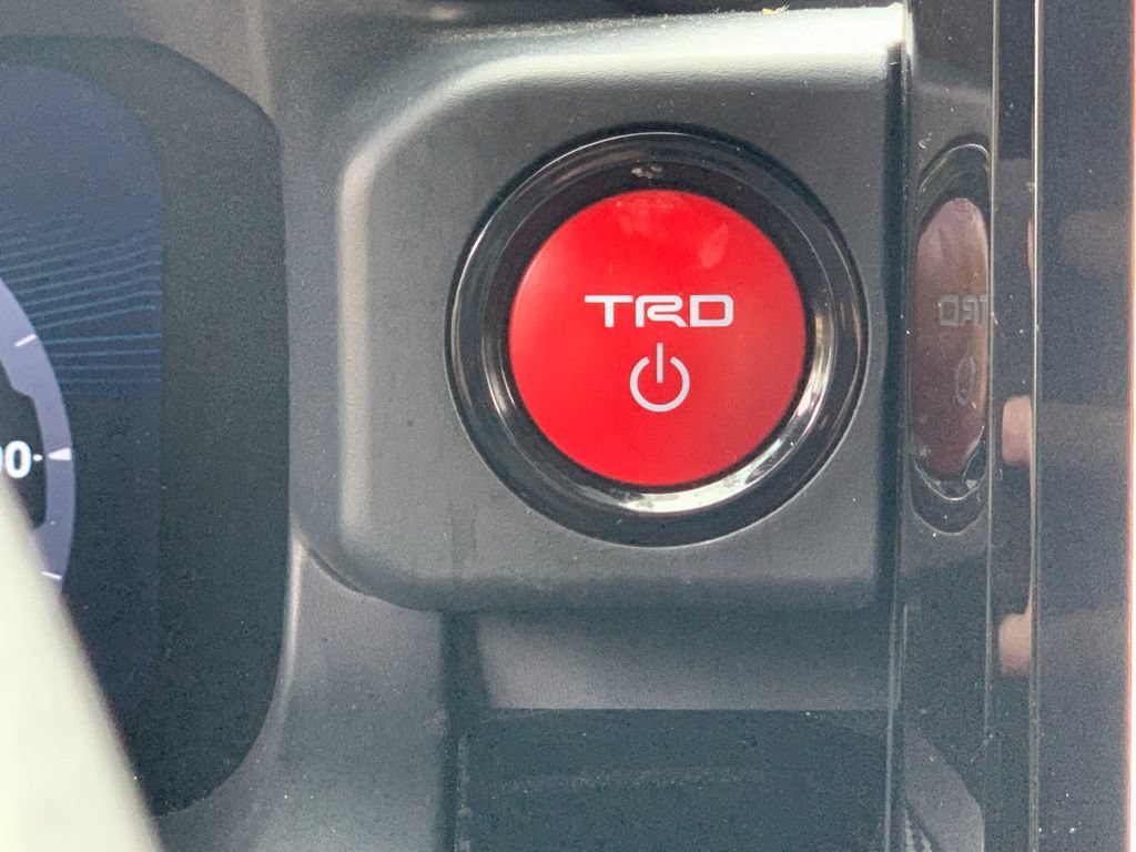 Used 2025 Toyota Tacoma TRD Pro AWD/4WD image 25