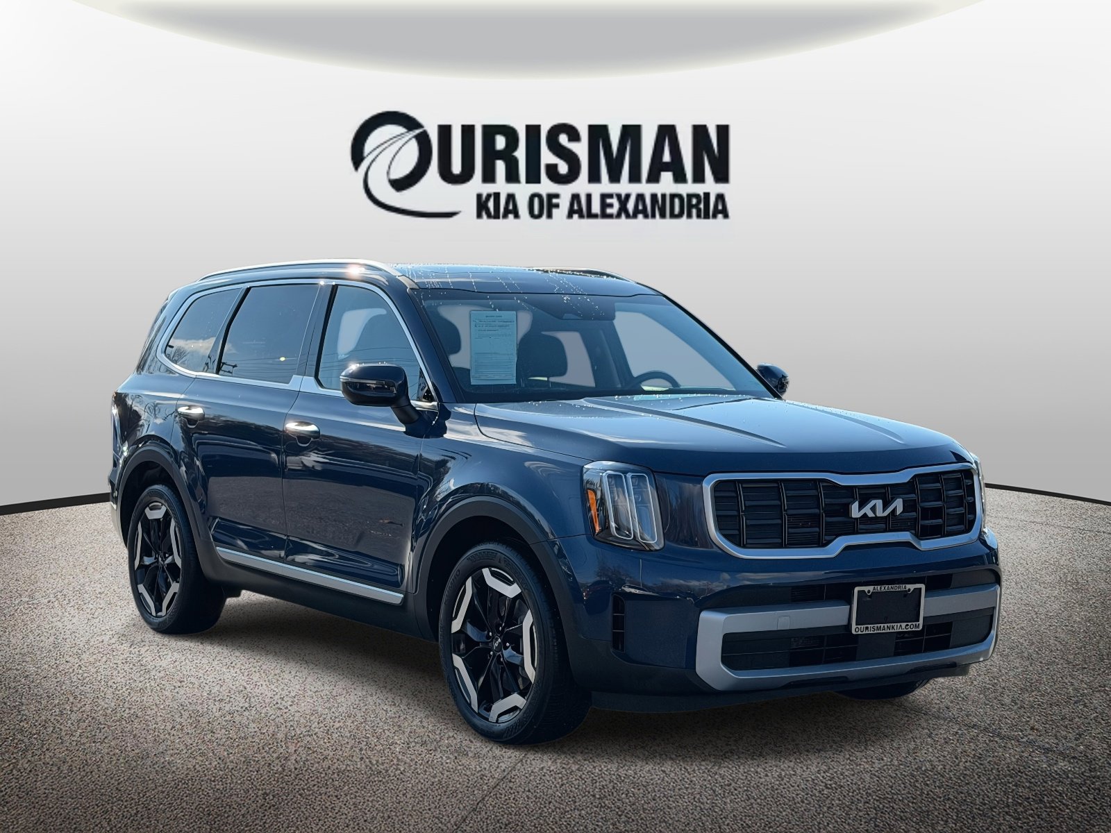 Used 2023 Kia Telluride S w/ S Sunroof Package