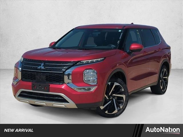 Used 2024 Mitsubishi Outlander SE