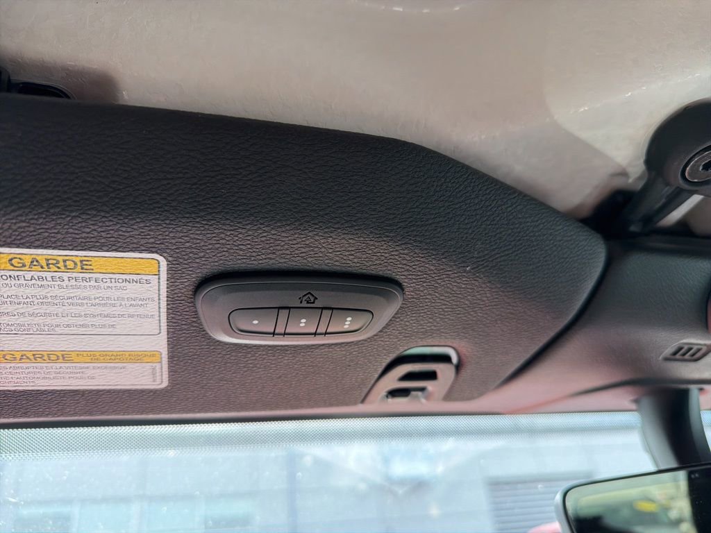 Used 2019 Jeep Wrangler Unlimited Sahara w/ Uconnect 4C Nav & Sound Group image 20