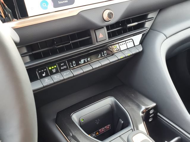 New 2026 Toyota Crown Signia AWD/4WD image 29