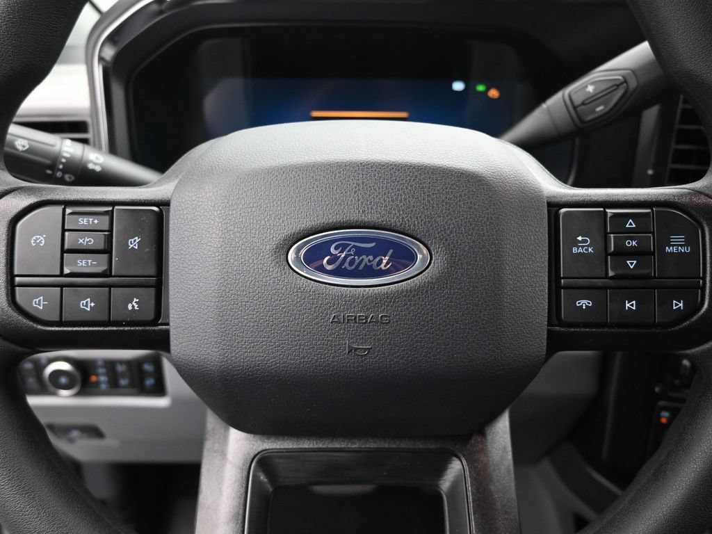 New 2026 Ford F350 XLT w/ XLT Premium Package AWD/4WD image 11