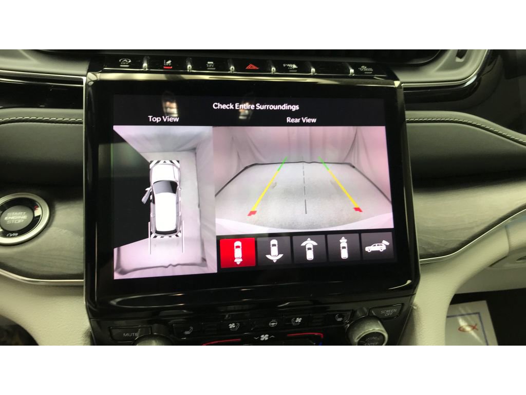 Used 2023 Jeep Grand Cherokee Overland w/ Adv Protech Group III image 13