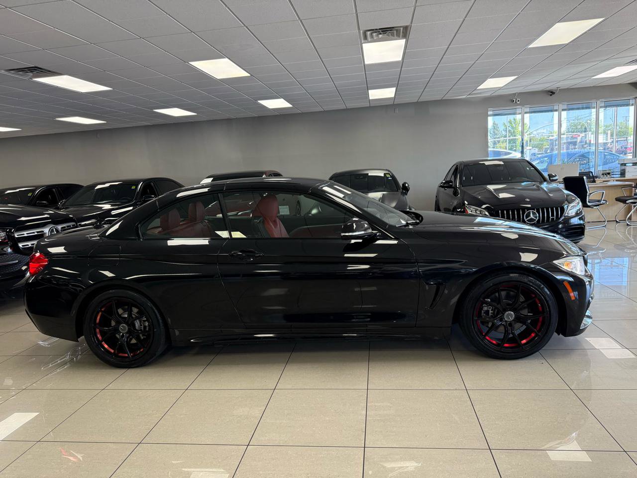 Used 2017 BMW 430i Convertible image 8