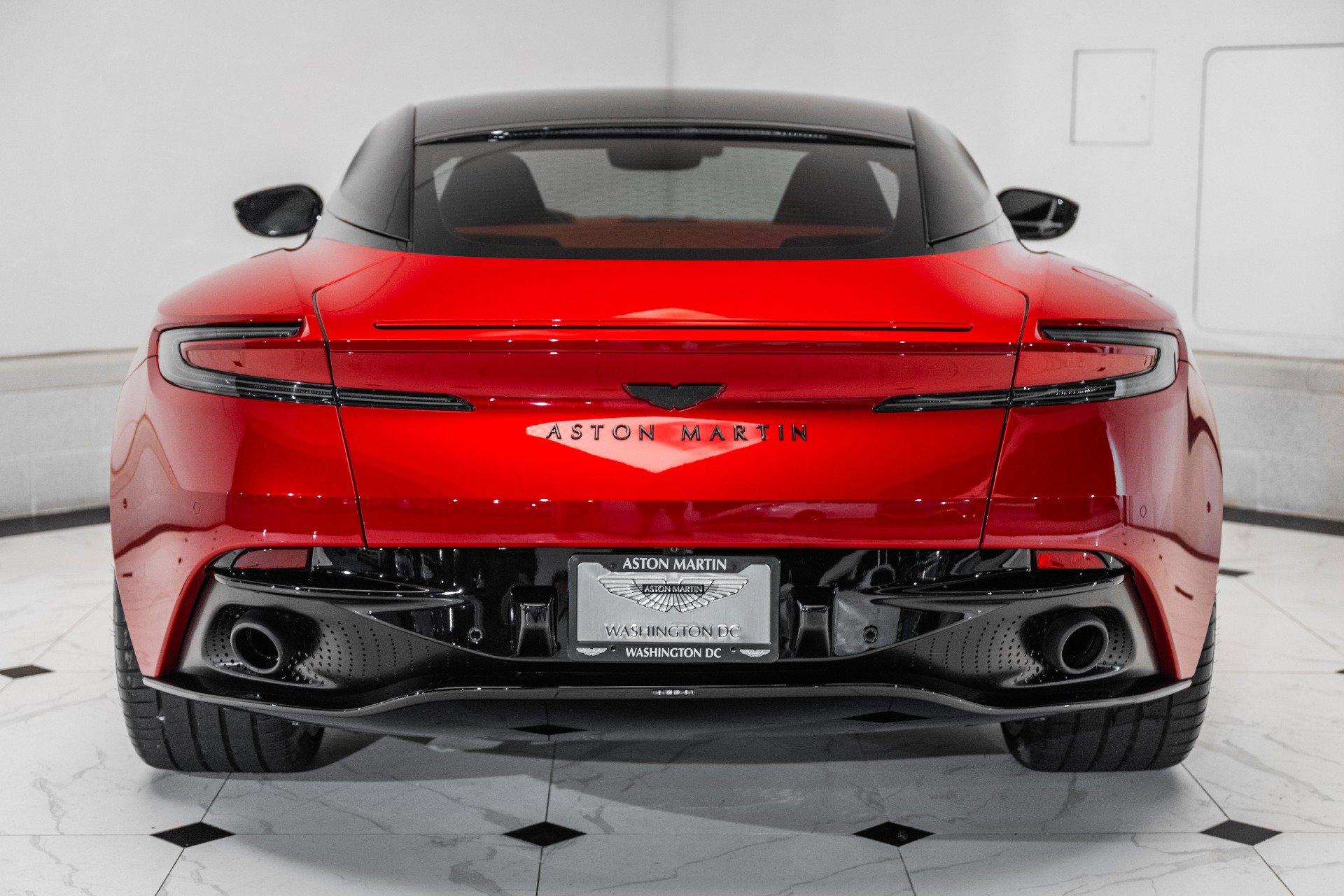 Used 2023 Aston Martin DB11 V8 Coupe image 40