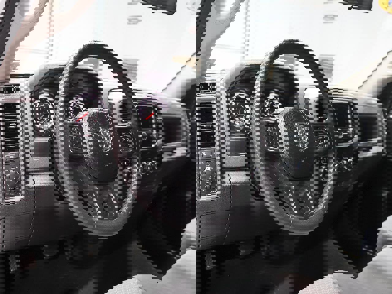 Used 2019 RAM 1500 Express image 9